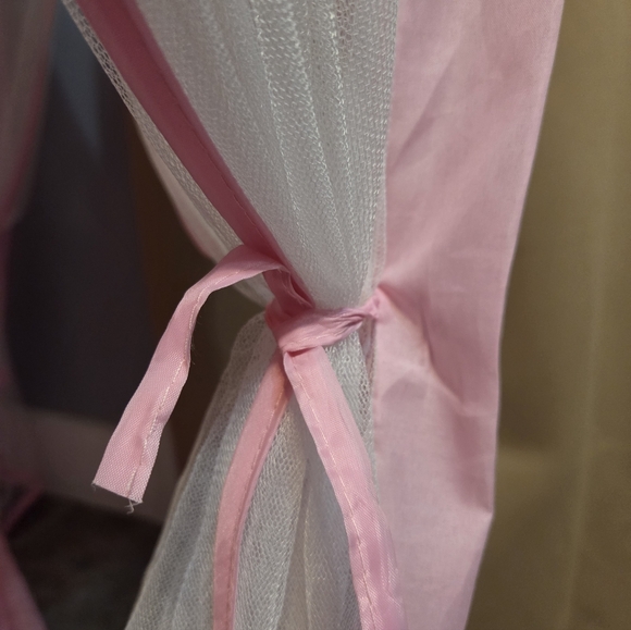 Pink Polka Dot Princess Indoor Castle Play Tent Mesh Panels Fort - Picture 4 of 4